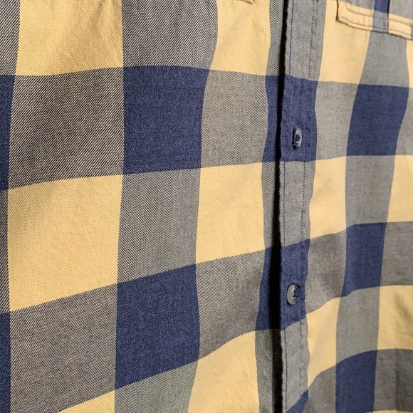 NWOT | Slim Fit Shirt | Banana Republic | Medium - Picture 4 of 4